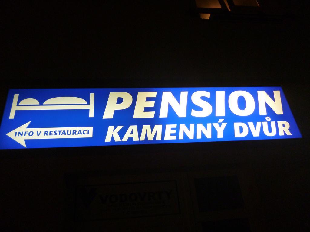 Pension Kamenny Dvur Марианске-Лазне Экстерьер фото